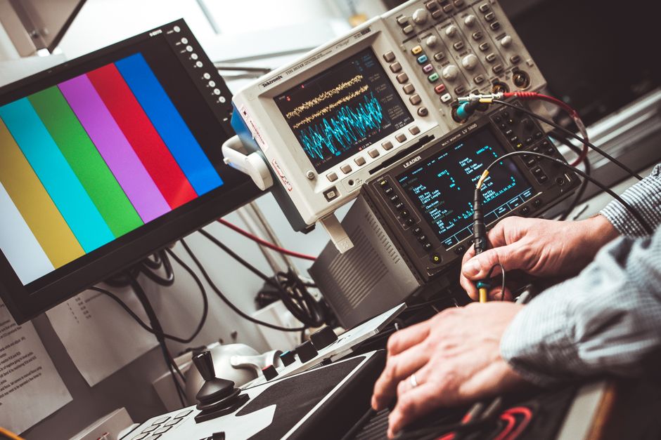 Как сравнить блоки питания IP20 и IP67 по охлаждению и допустимой нагрузке