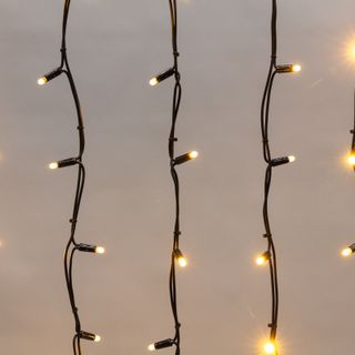 Гирлянда светодиодная Бахрома (Айсикл), 3,2х0,9м, 120 LED ТЕПЛЫЙ БЕЛЫЙ, черный КАУЧУК 3,3мм, IP67, п