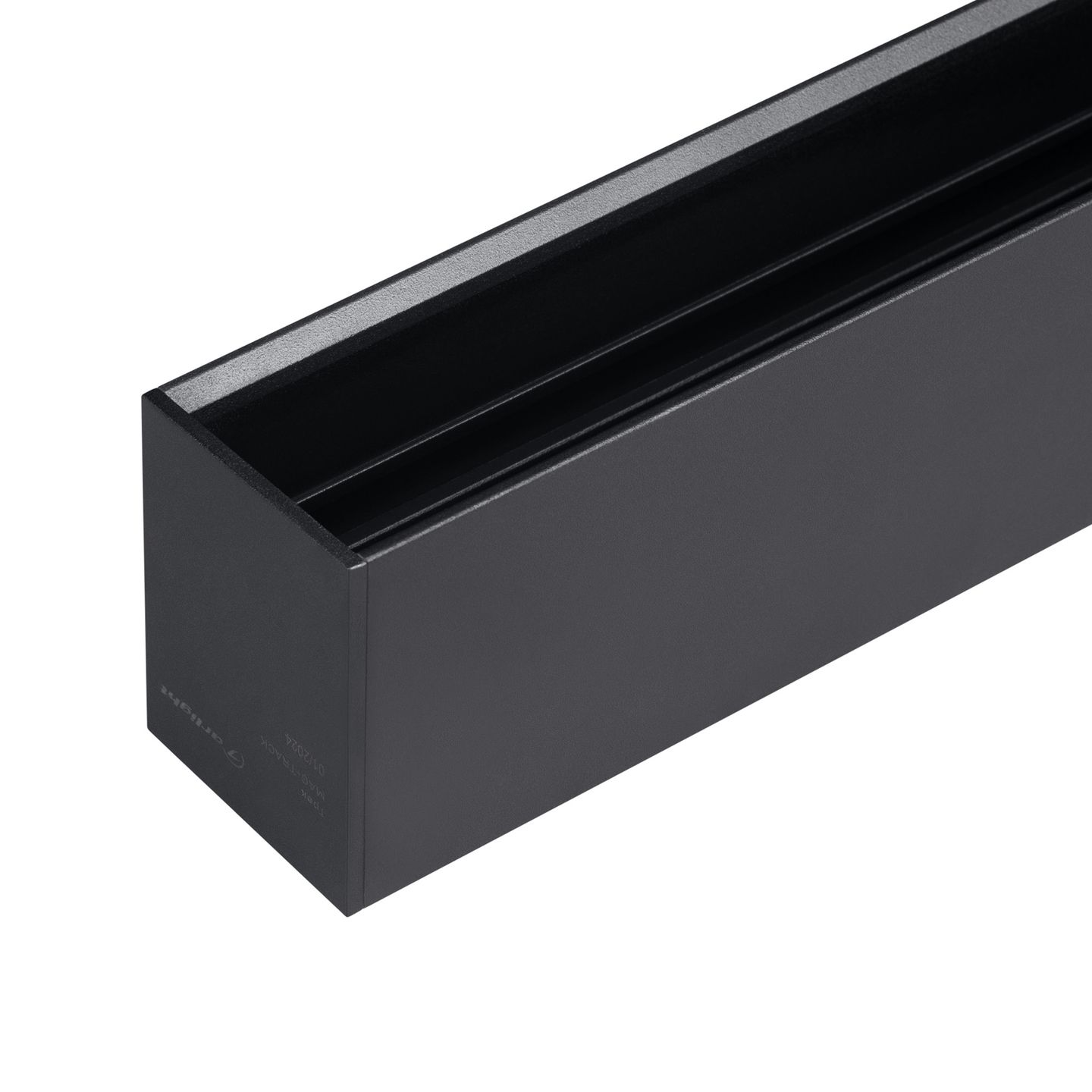 a_DL-12600-0919.jpg