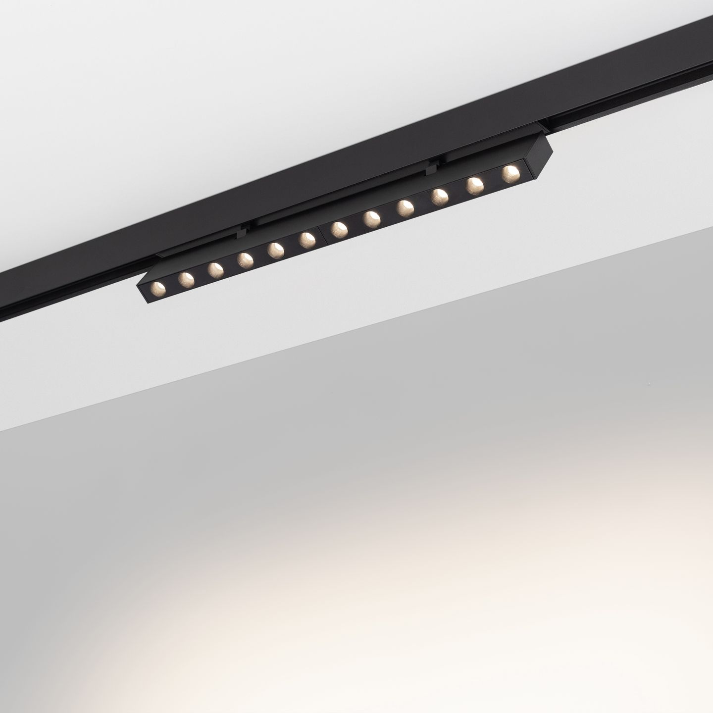 a_DL-12600-0256.jpg