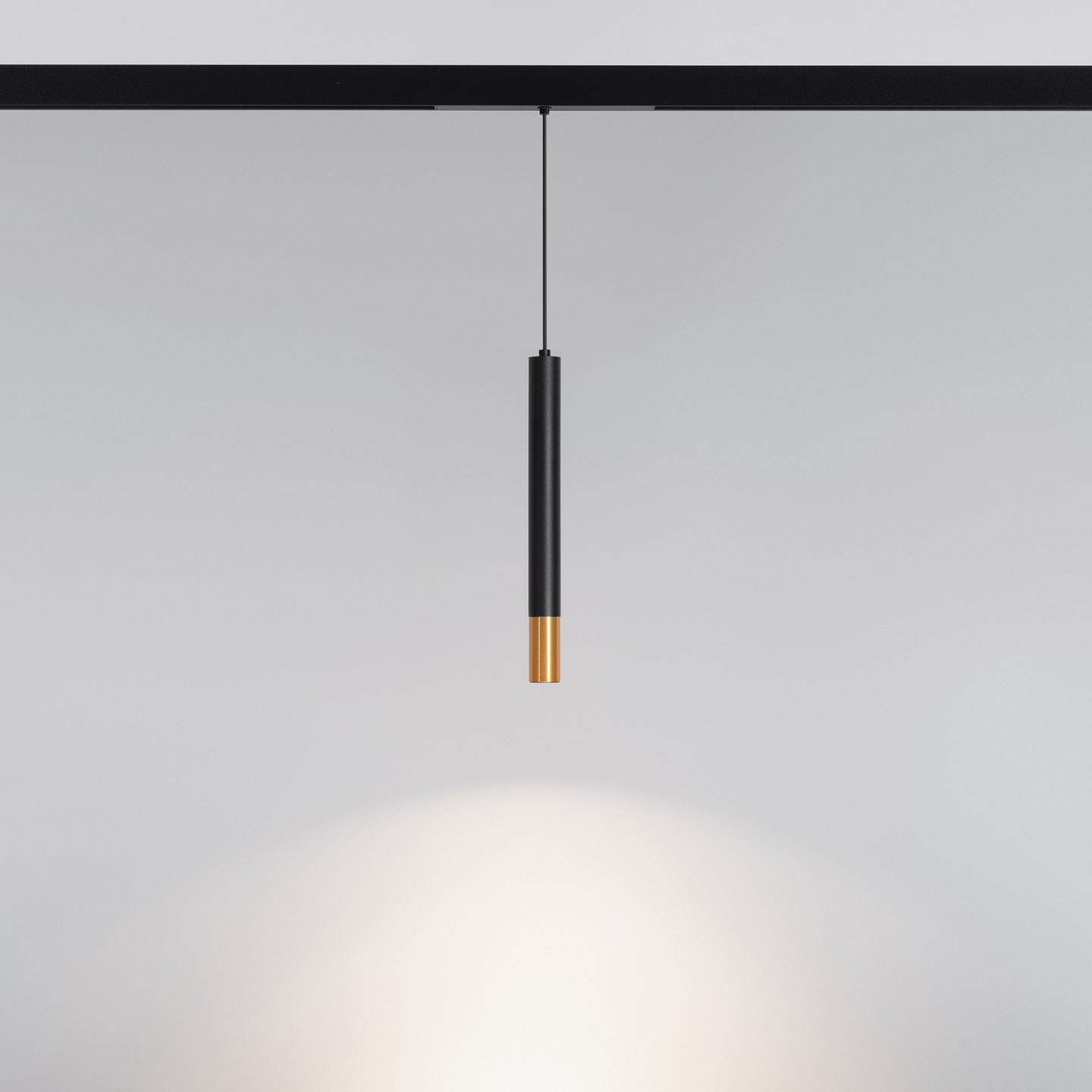 b_DL-12600-0747.jpg