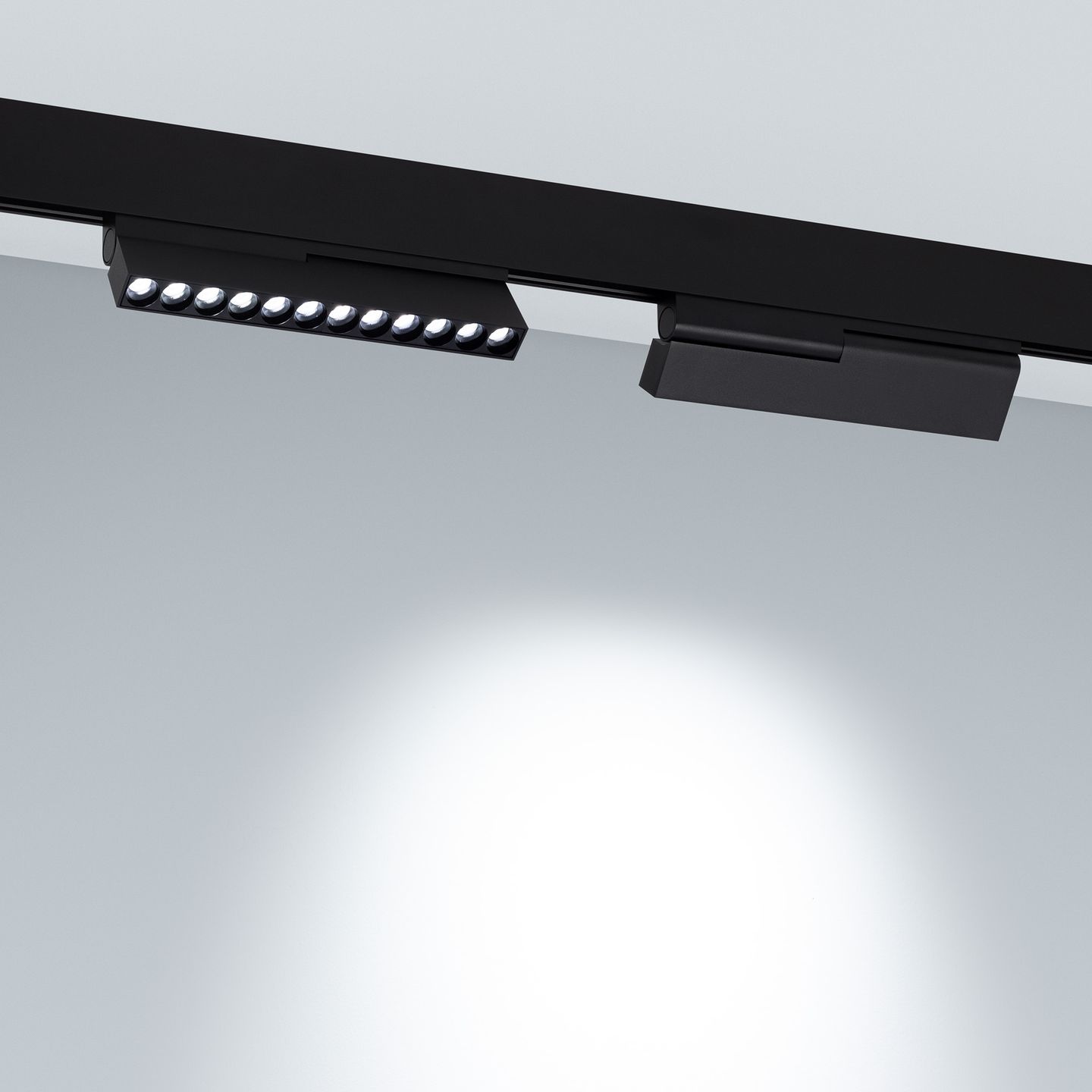 a_DL-12600-0443.jpg