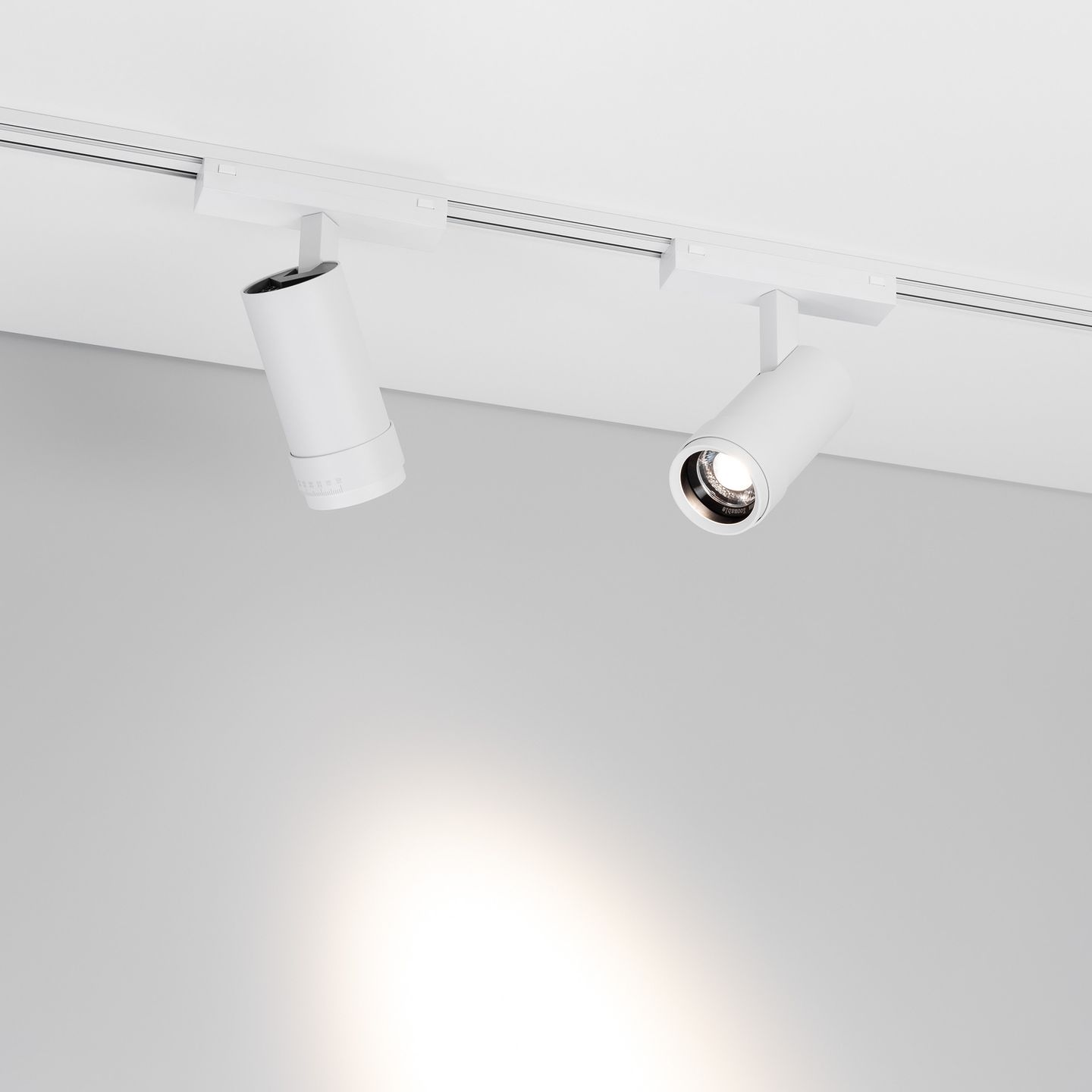a_DL-12600-0846.jpg
