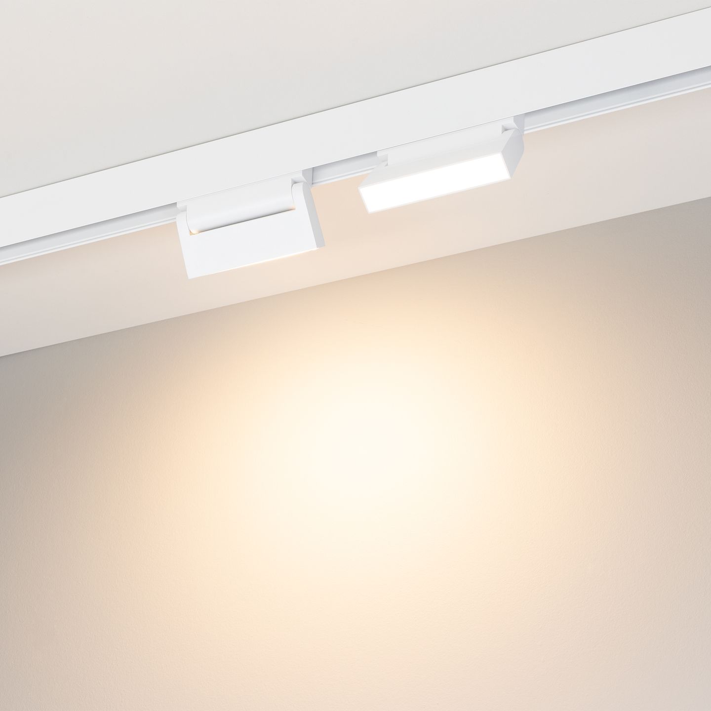 c_DL-12600-0457.jpg